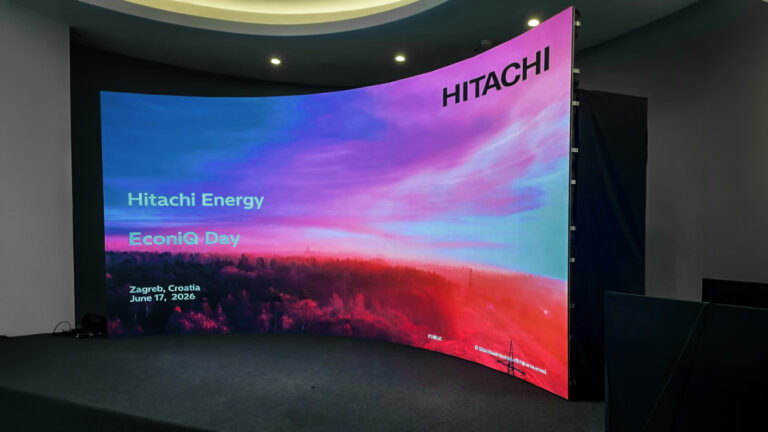 Hitachi scren-photo-edit-IMG_0037